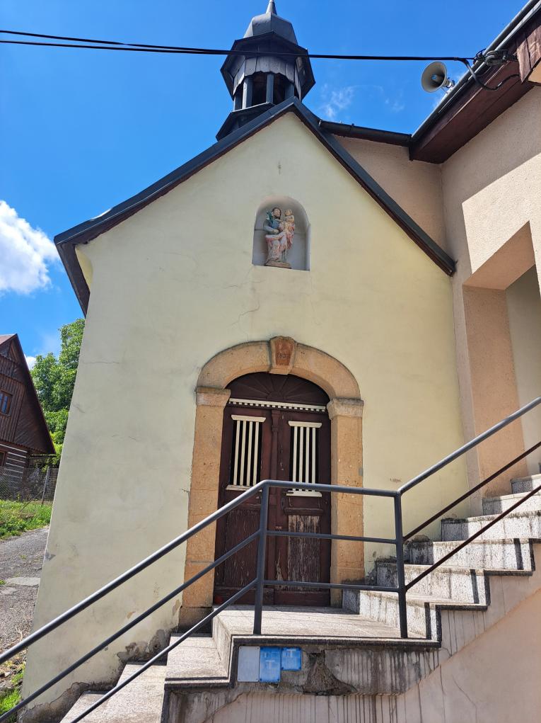 kaplička Besedice